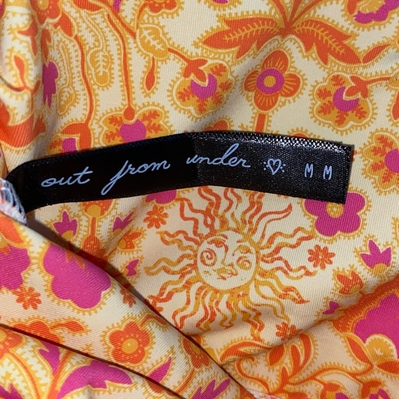 Urban Outfitters Out From Under M Women's O-Ring Yellow Floral Cut Out Swimsuit - Picture 9 of 12
